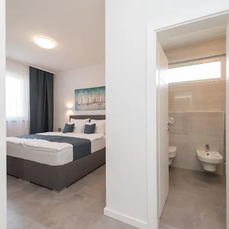 In With Outdoor Swimming Pool, Wifi And 2 Bedrooms Villa Vir
