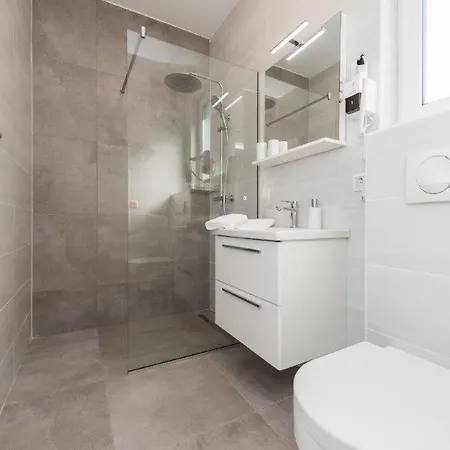 In With Outdoor Swimming Pool, Wifi And 2 Bedrooms Villa